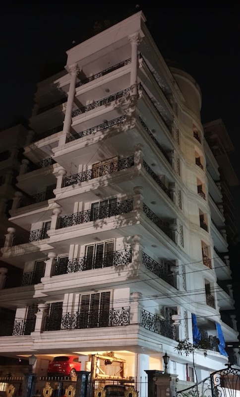 Building1 - Deep Apartment, Khar West